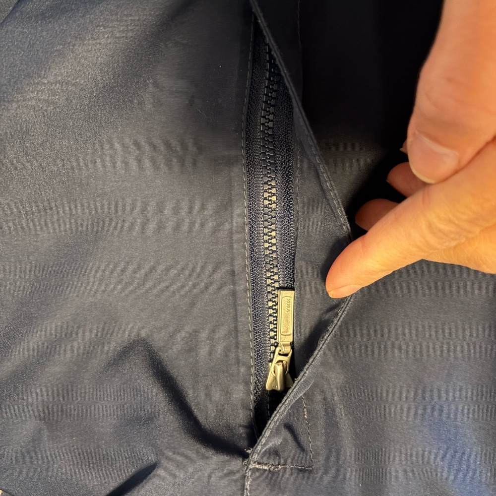 Helly Hansen Women's Fall Hooded Jacket GUC - Picture 15 of 16